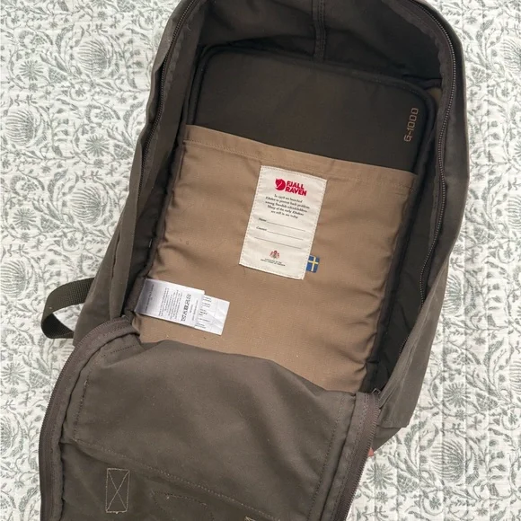 Fjallraven kanken no. 2 laptop 15” backpack dark olive - Picture 6 of 6